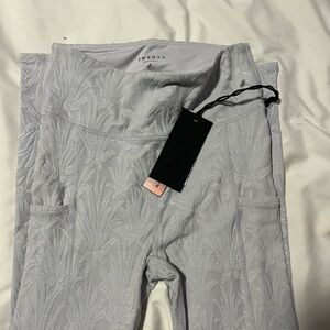 Grey and white Twenty Montreal Sport leggings